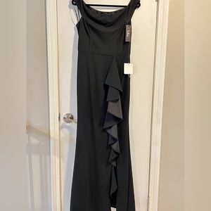 Lulu's. Mila Ruffled Off Shoulder Maxi Dress. Black in Medium